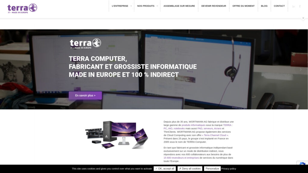 Cover image for Terra : GPS Coordinates 48.8648365 ; 2.3360196